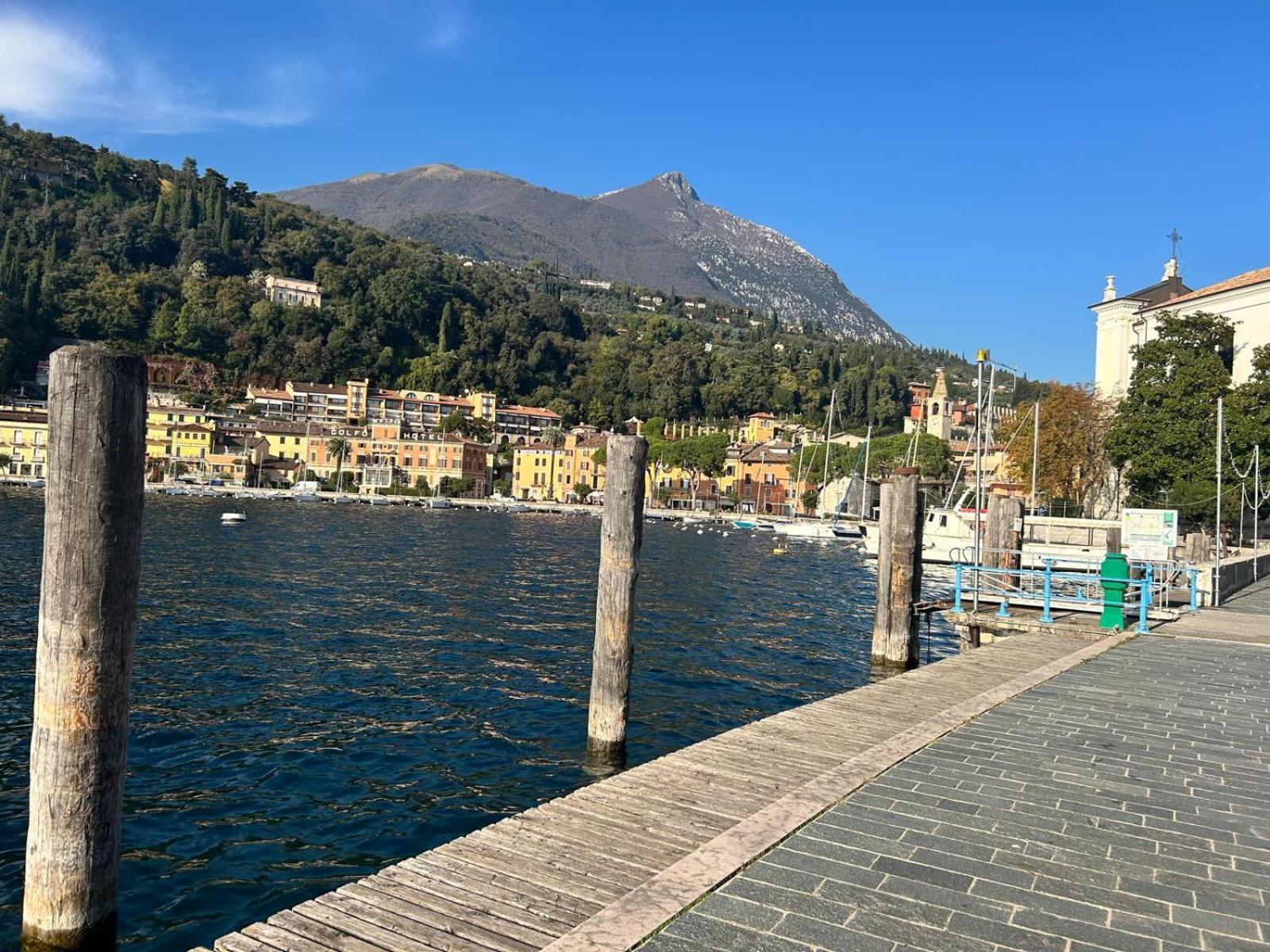 Casa Santi Il Silenzio Tra Lago E Montagna Toscolano Maderno Bagian luar foto